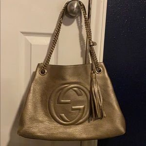 GUCCI Metallic Pebbled Calfskin shoulder bag